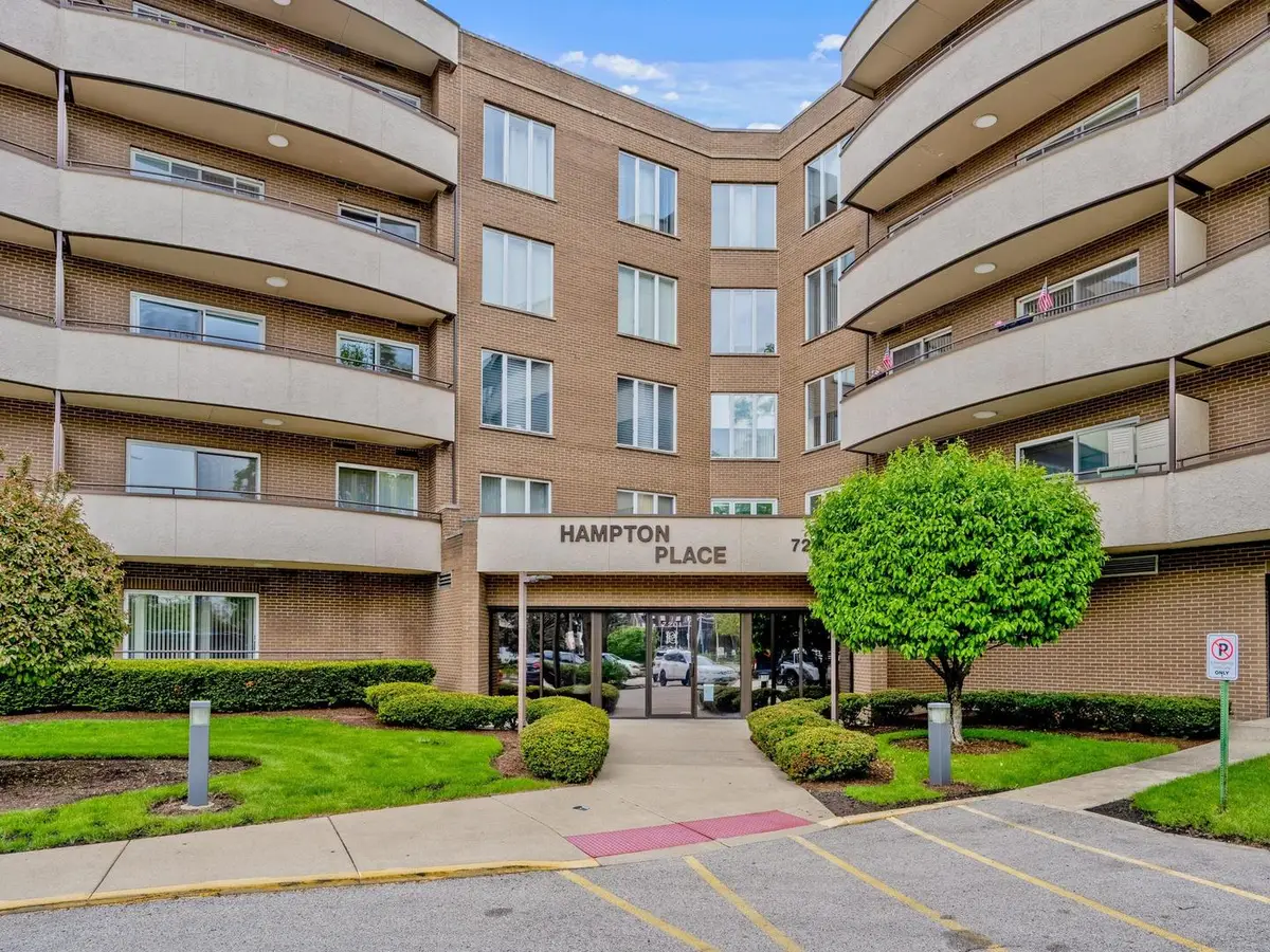 7201 N Lincoln Avenue #205, Lincolnwood, IL 60712 - #1