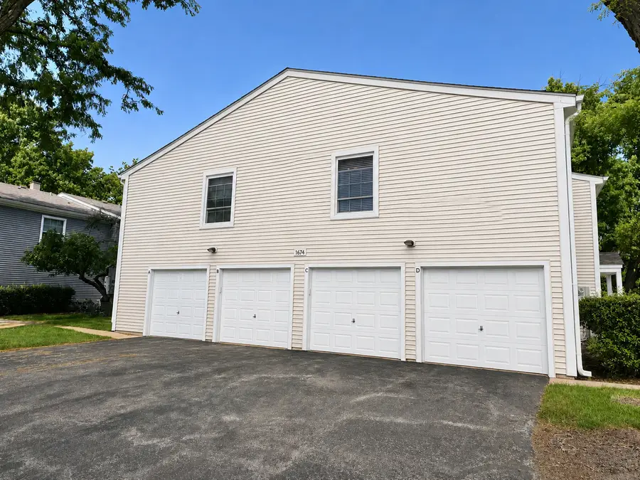 1674 Williamsburg Court #D, Wheaton, IL 60189 - #3