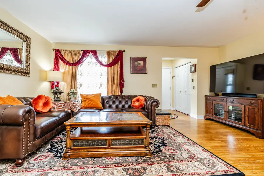 2900 Dorothy Drive, Aurora, IL 60504 - #2