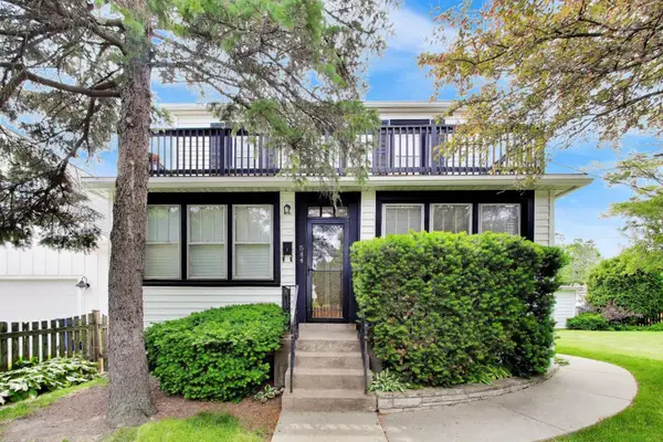 544 N Central Avenue, Highwood, IL 60040