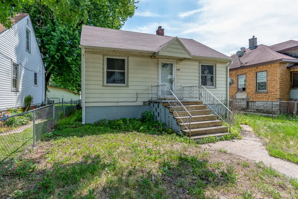 1430 18th Street, East Moline, IL 61244 - #1