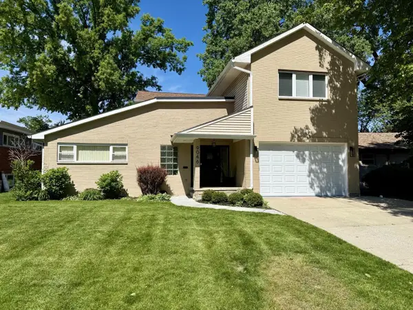 9046 Pottawattami Drive, Skokie, IL 60076