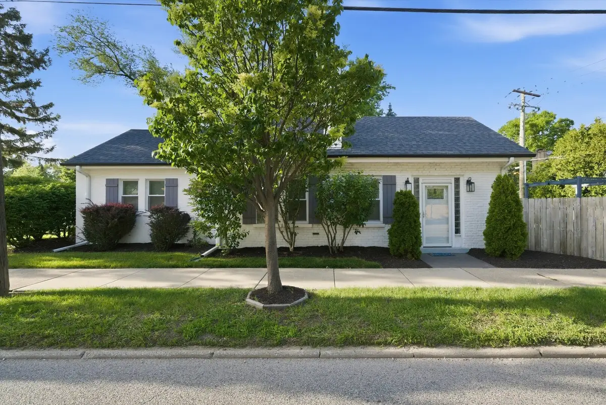 201 Dover Avenue, La Grange, IL 60525 - #1