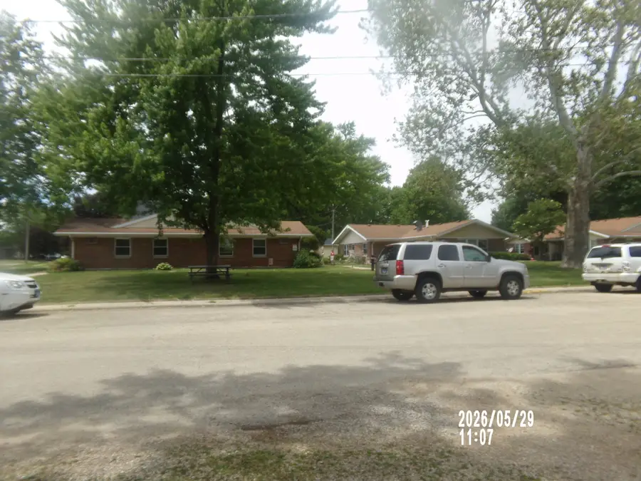 24 W Division Street, Amboy, IL 61310 - #3