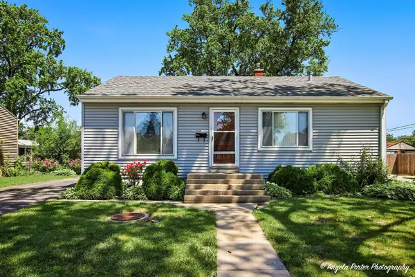 1972 Fargo Avenue, Des Plaines, IL 60018