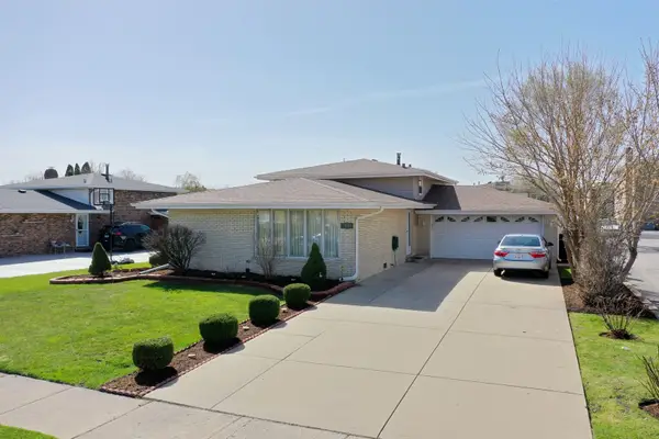 7849 W 79th Place, Bridgeview, IL 60455