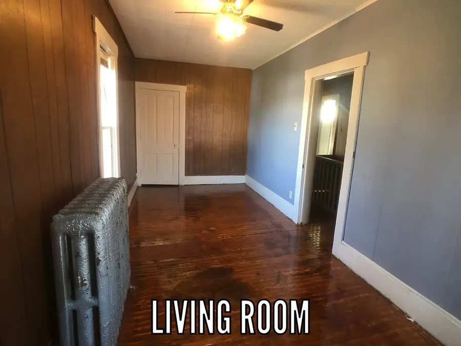 412 E Main Street, Hoopeston, IL 60942 - #2