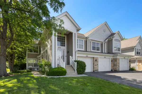 172 Concord Lane #172, Carol Stream, IL 60188