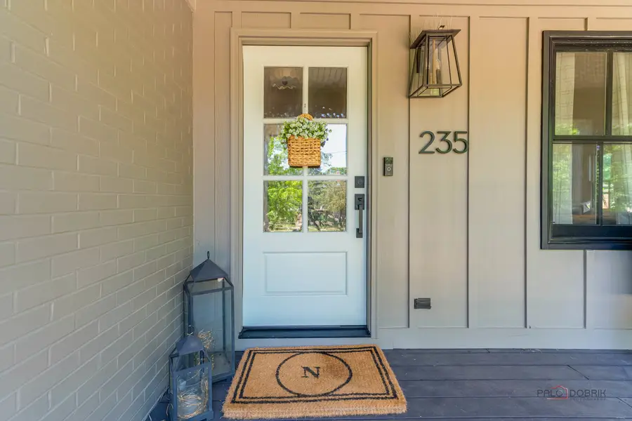 235 Coolidge Avenue, Barrington, IL 60010 - #2
