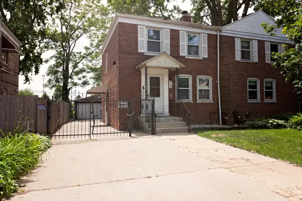 5167 W 63rd Place, Chicago, IL 60638