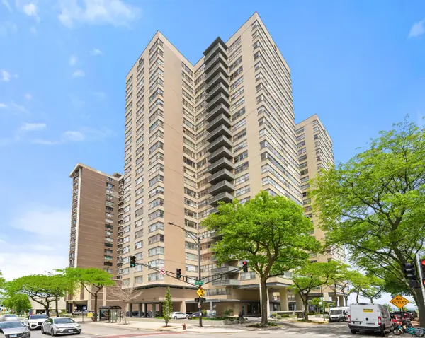 6301 N Sheridan Road #10G, Chicago, IL 60660