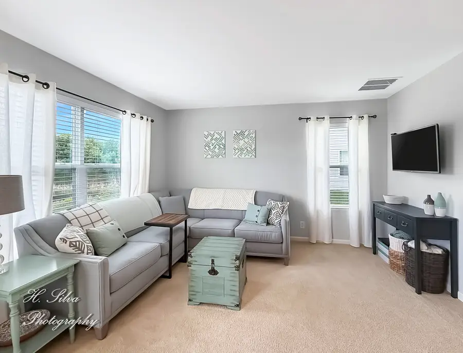 Address Withheld By Seller, Hampshire, IL 60140 - #3
