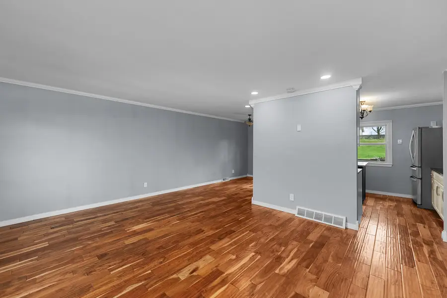 2425 W 46th Street, Davenport, IA 52806 - #2