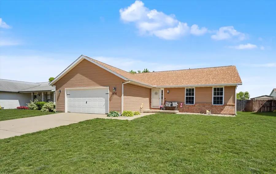 1430 Honeysuckle Lane, Farmer City, IL 61842 - #3