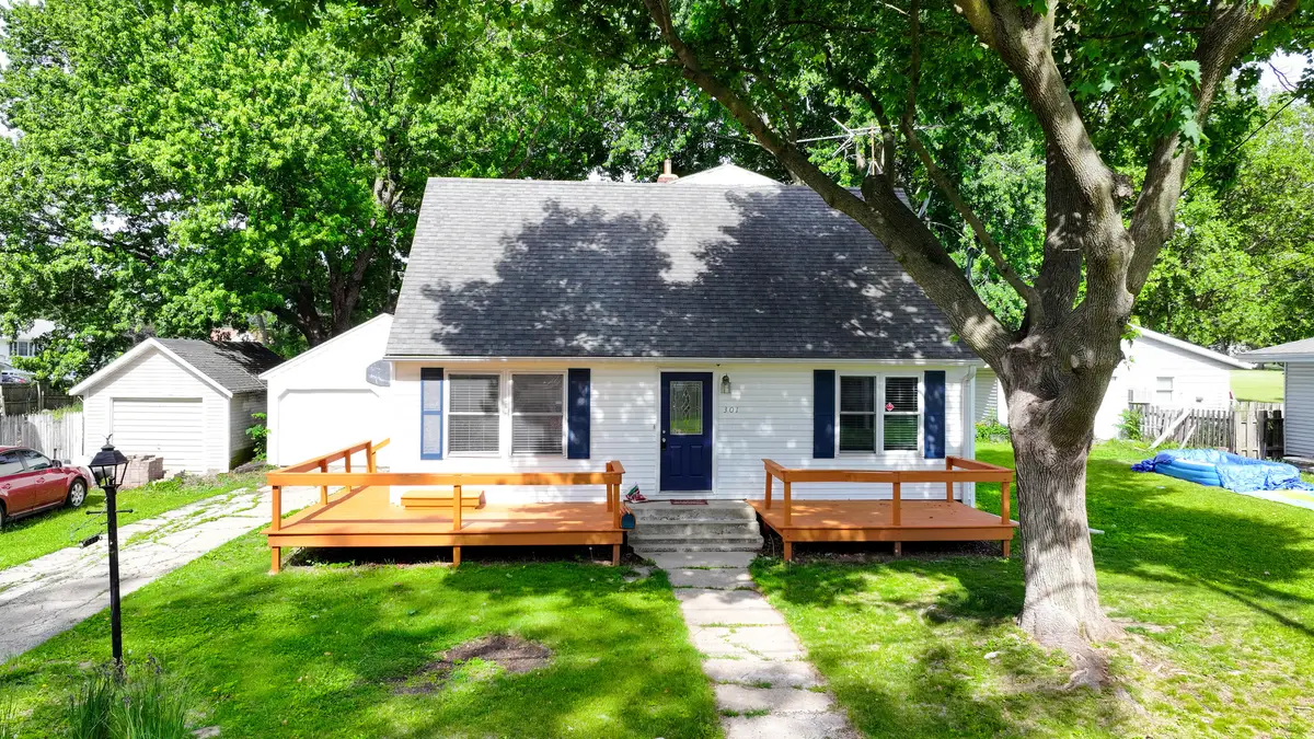 301 Ash Avenue, Morrison, IL 61270 - #1