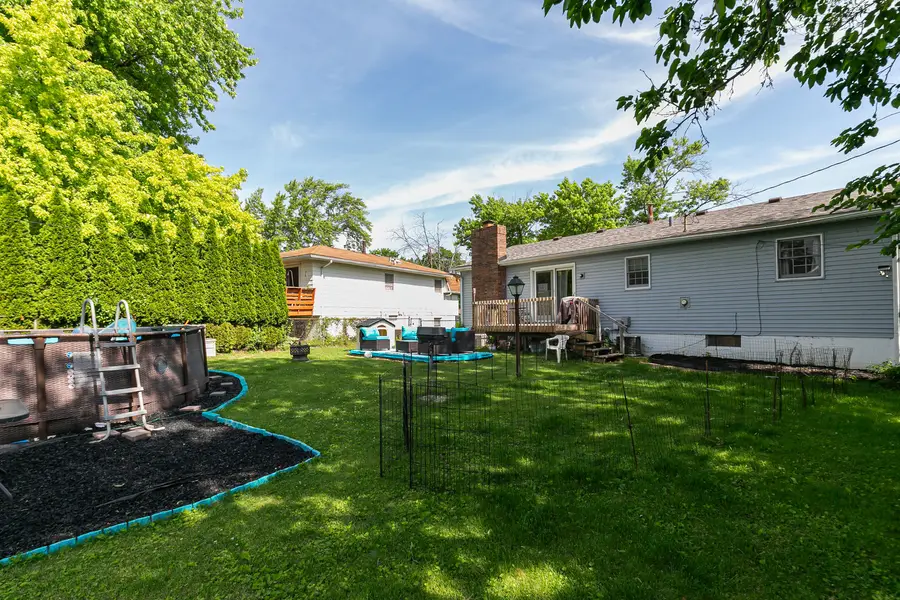 908 27th Avenue Court, East Moline, IL 61244 - #2