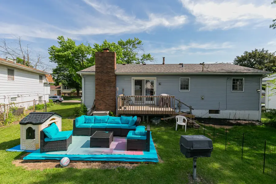 908 27th Avenue Court, East Moline, IL 61244 - #3