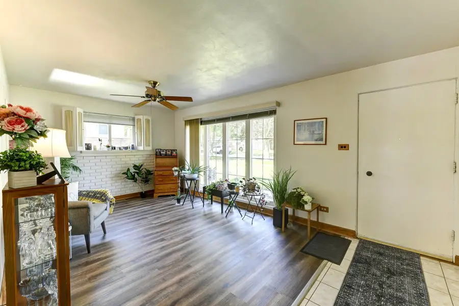 17927 Wildwood Avenue, Lansing, IL 60438 - #2
