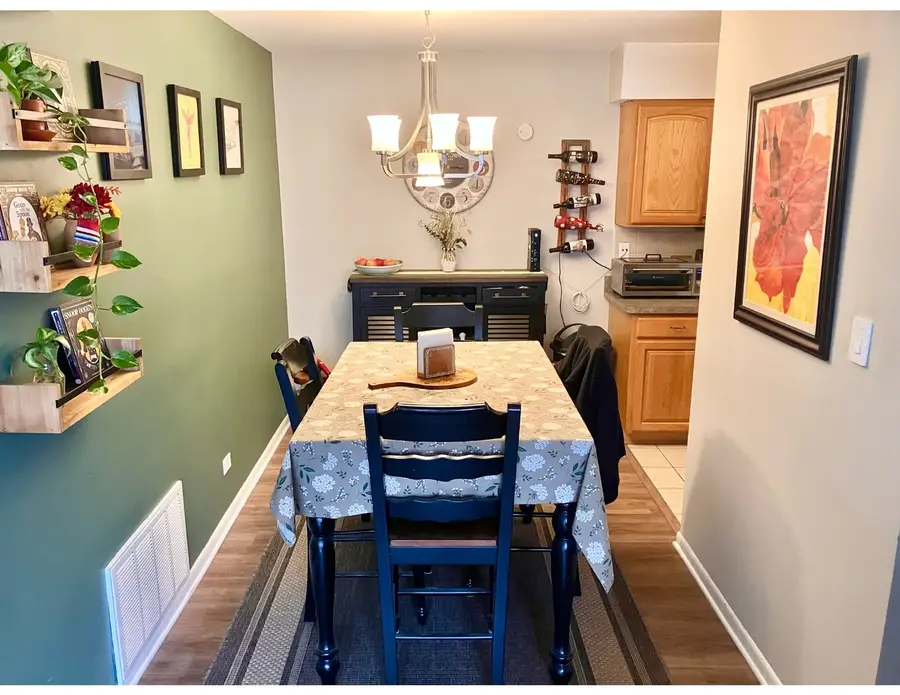 4833 W 109th Street #201, Oak Lawn, IL 60453 - #3