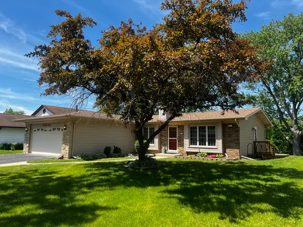 22548 Lakeshore Drive, Richton Park, IL 60471