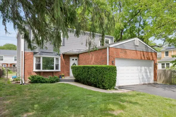 1699 Harding Road, Northfield, IL 60093