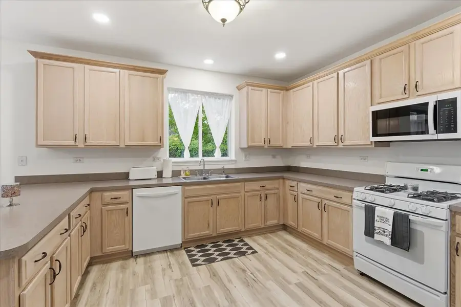2886 Camden Drive, West Chicago, IL 60185 - #2