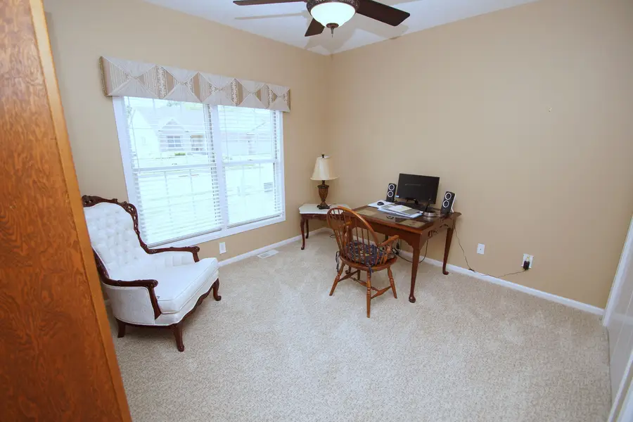 5260 Friendship Drive #5260, Davenport, IA 52804 - #2