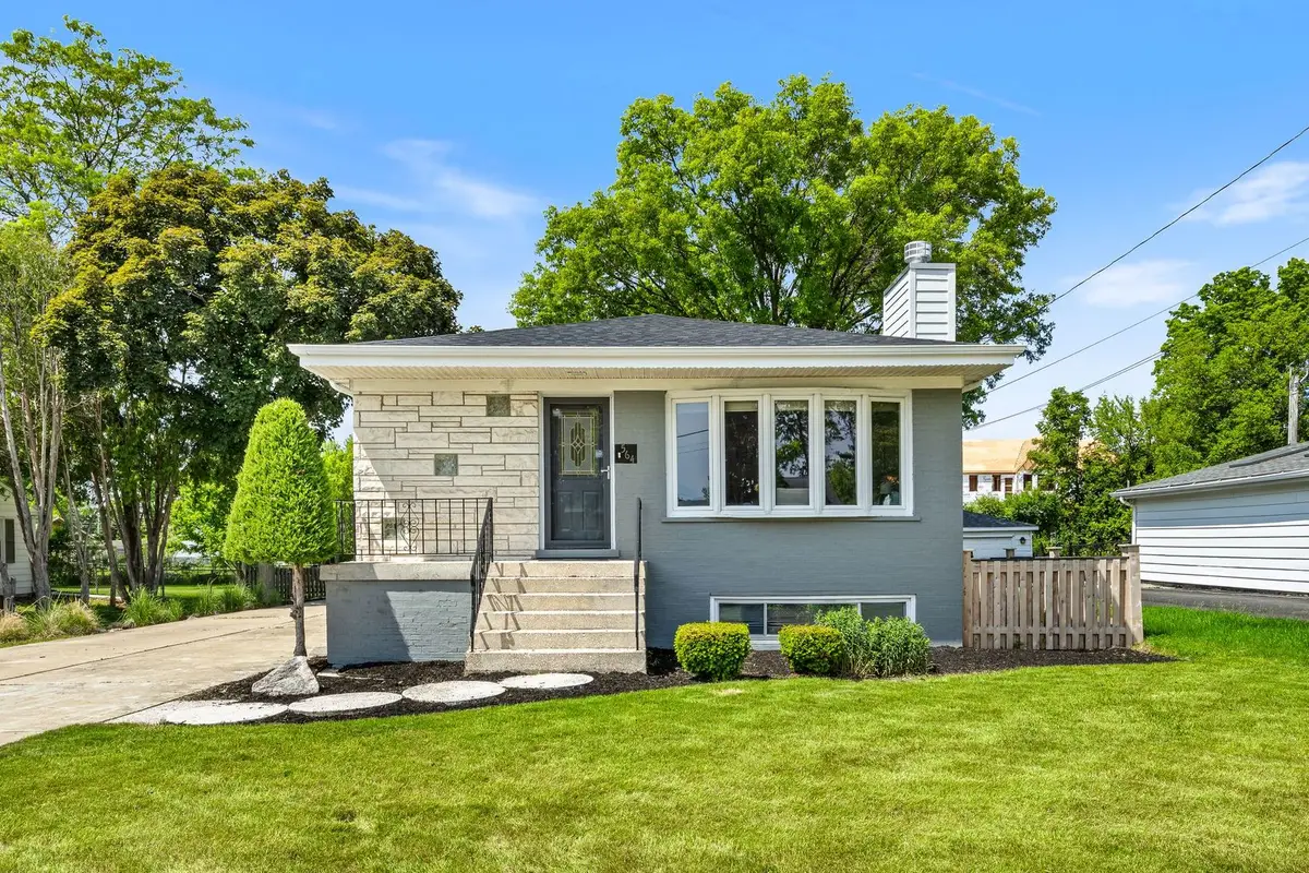 564 W Harrison Road, Lombard, IL 60148 - #1