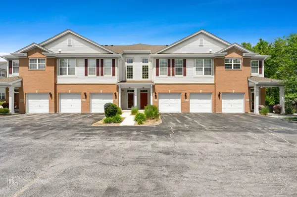 8217 Concord Lane #D, Justice, IL 60458