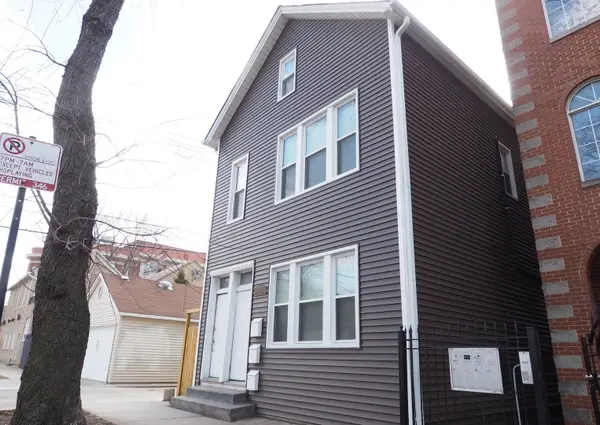 2115 W Wellington Avenue, Chicago, IL 60618