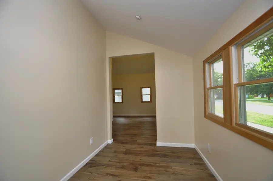 307 W Larue Street, Streator, IL 61364 - #3