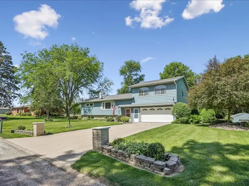 8526 54th Street, Coal Valley, IL 61240 - #2