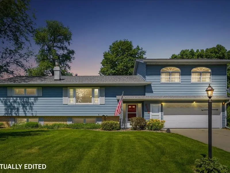 8526 54th Street, Coal Valley, IL 61240 - #3