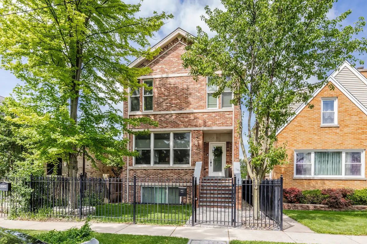 3238 N Pioneer Avenue, Chicago, IL 60634 - #1