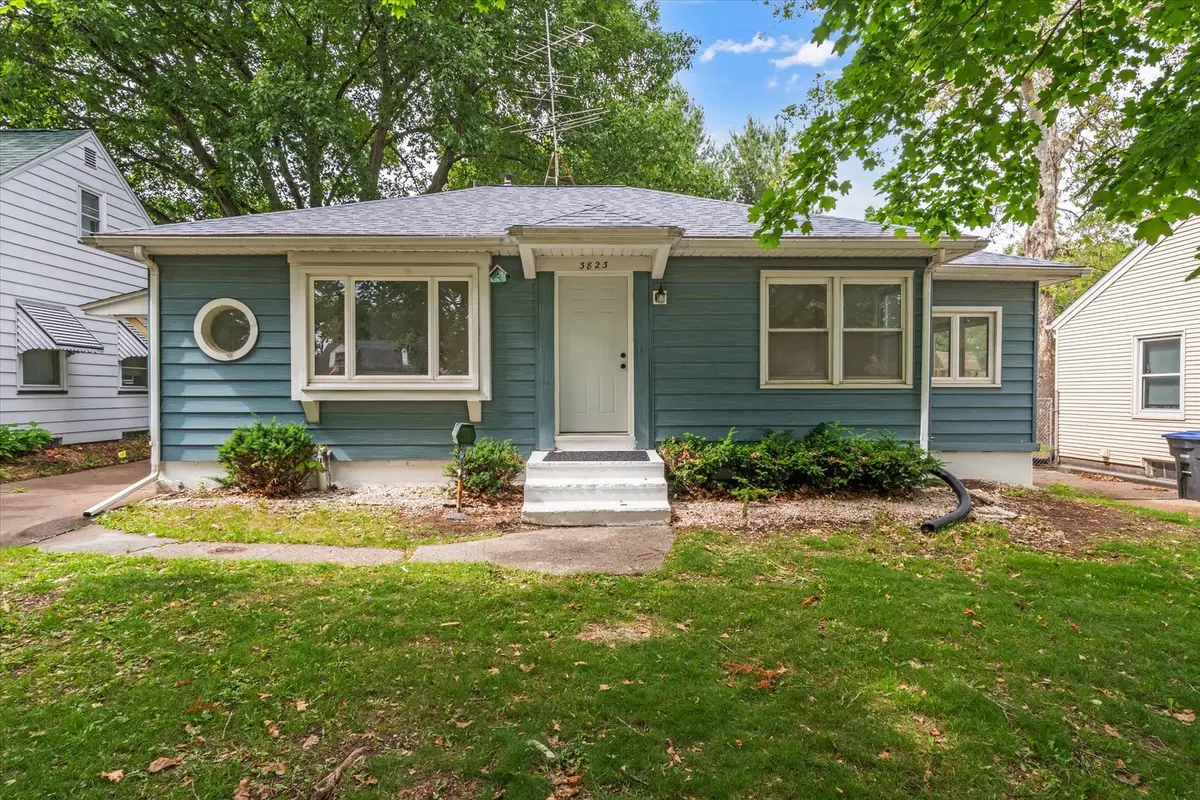 3823 28th Avenue, Rock Island, IL 61201 - #1