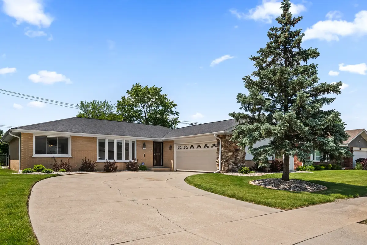 16650 Greenwood Avenue, South Holland, IL 60473 - #1