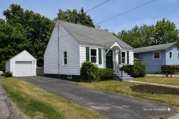 615 Park Street, Woodstock, IL 60098
