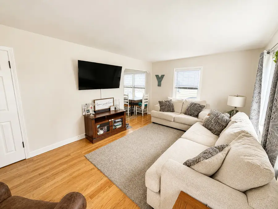 1004 21st Street, Zion, IL 60099 - #3