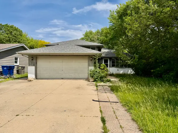 28W560 Bolles Avenue, West Chicago, IL 60185