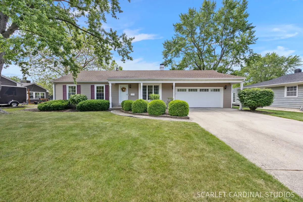 18 Cayman Drive, Montgomery, IL 60538 - #1