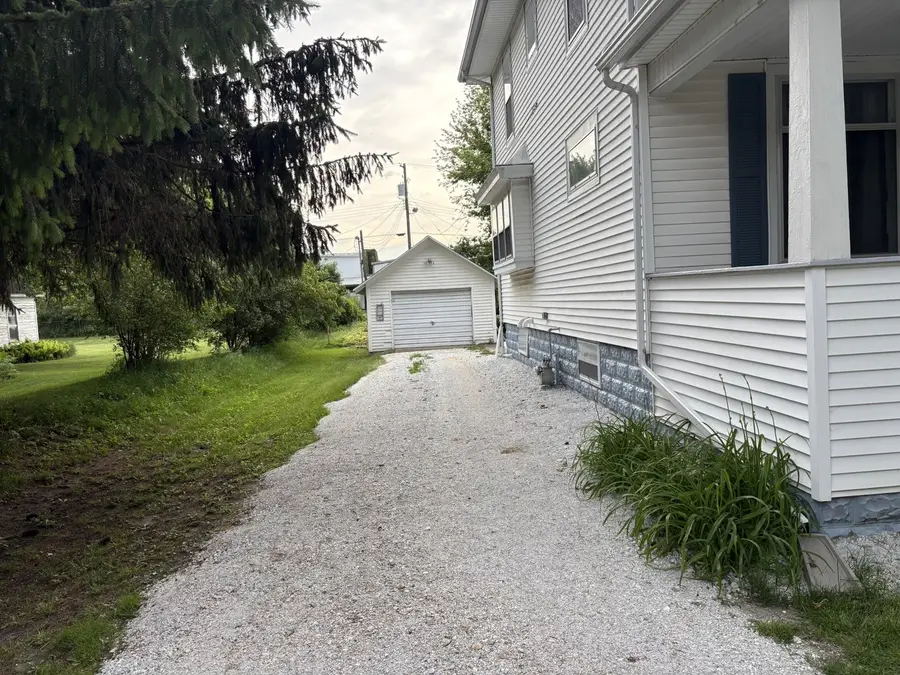 130 S 5'th Street Street, Sheldon, IL 60966 - #3
