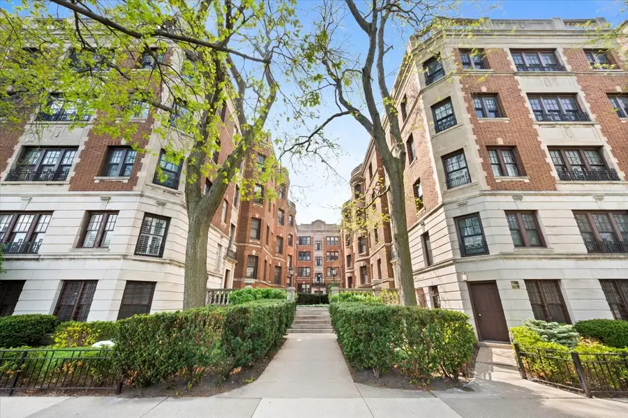2326 N Lincoln Park We #2B, Chicago, IL 60614 - #2
