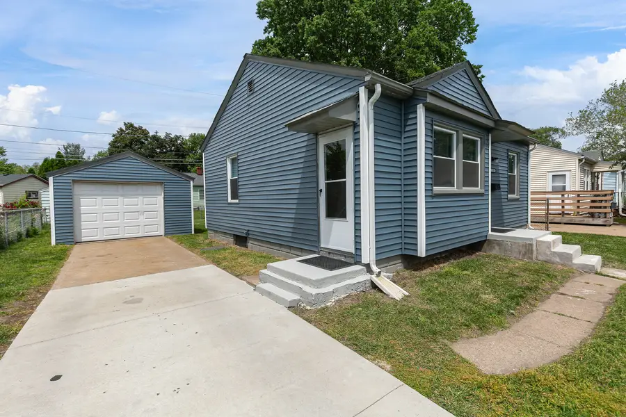 2326 11 Street, Rock Island, IL 61201 - #2