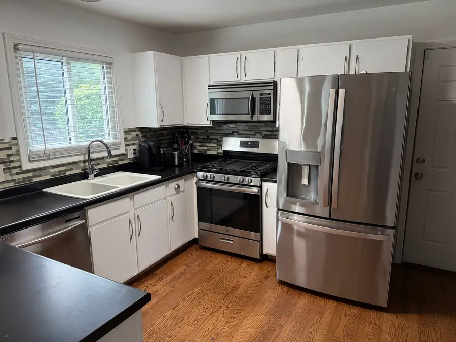 2013 Liberty Lane, Gurnee, IL 60031 - #2