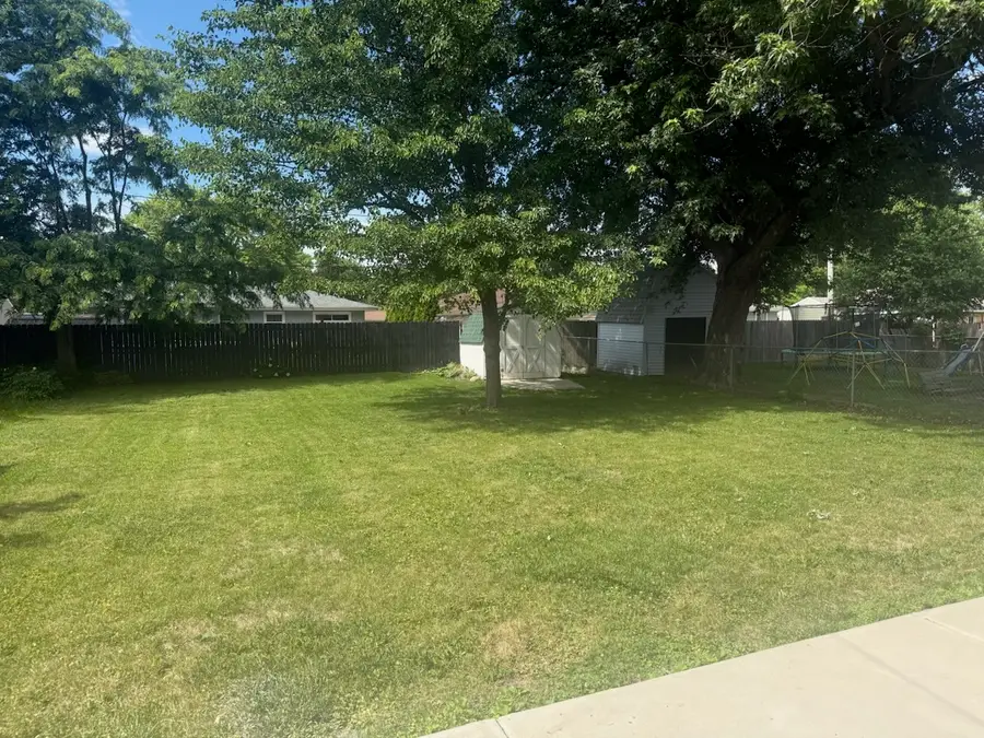 1210 E 16th Street, Sterling, IL 61081 - #3