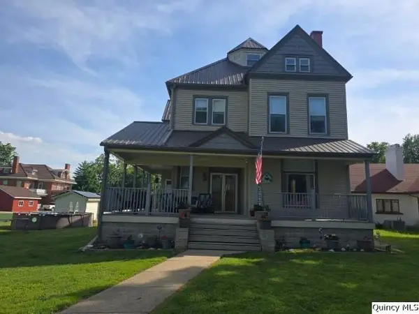230 Ft. Edwards Drive, Warsaw, IL 62379