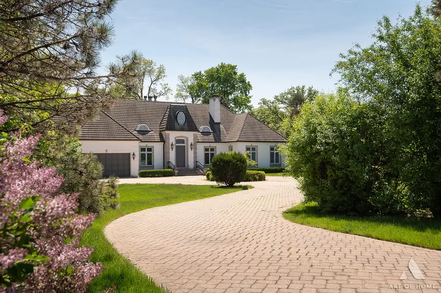 11361 W Plainfield Road, Indian Head Park, IL 60525 - #2