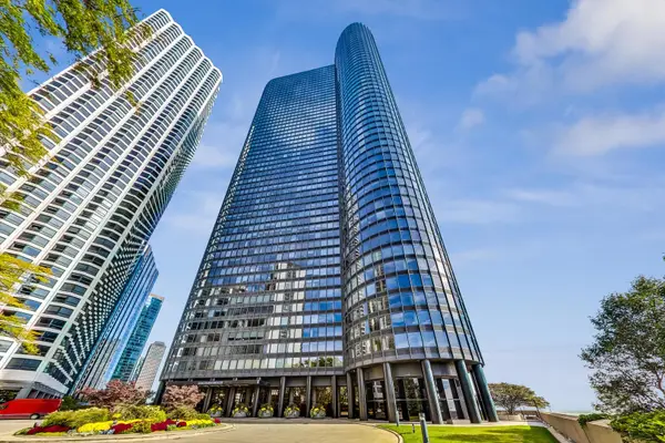 155 N Harbor Drive #2404, Chicago, IL 60601