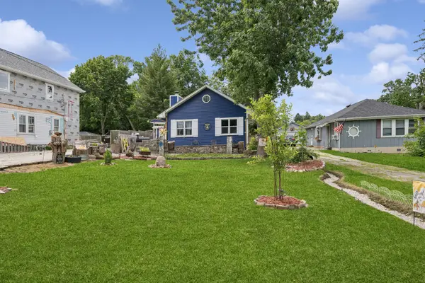 26265 W Prospect Avenue, Antioch, IL 60002