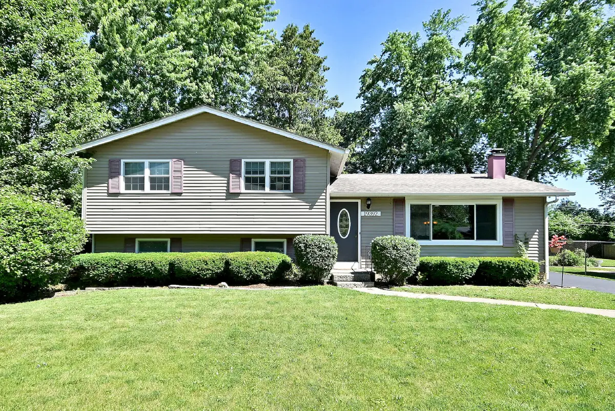19392 W Harvard Avenue, Mundelein, IL 60060 - #1